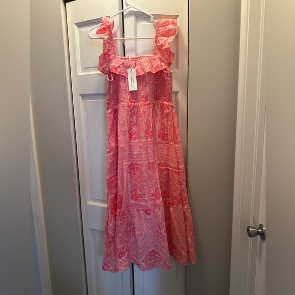 Vineyard Vines Dresses & Skirts - NWT VINEYARD VINES SMOCKED RUFFLE DRESS SIZE M CORA TILE MEDIUM